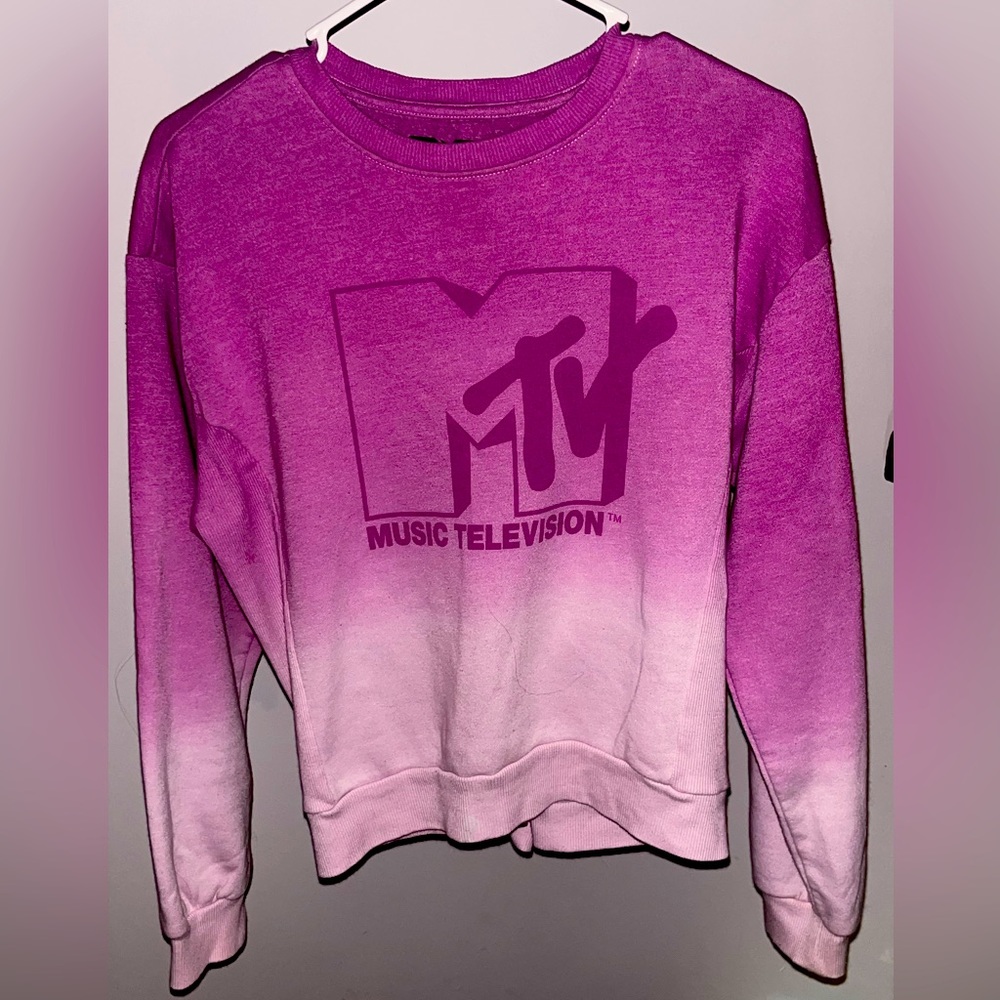 MTV purple sweatshirt. Medium